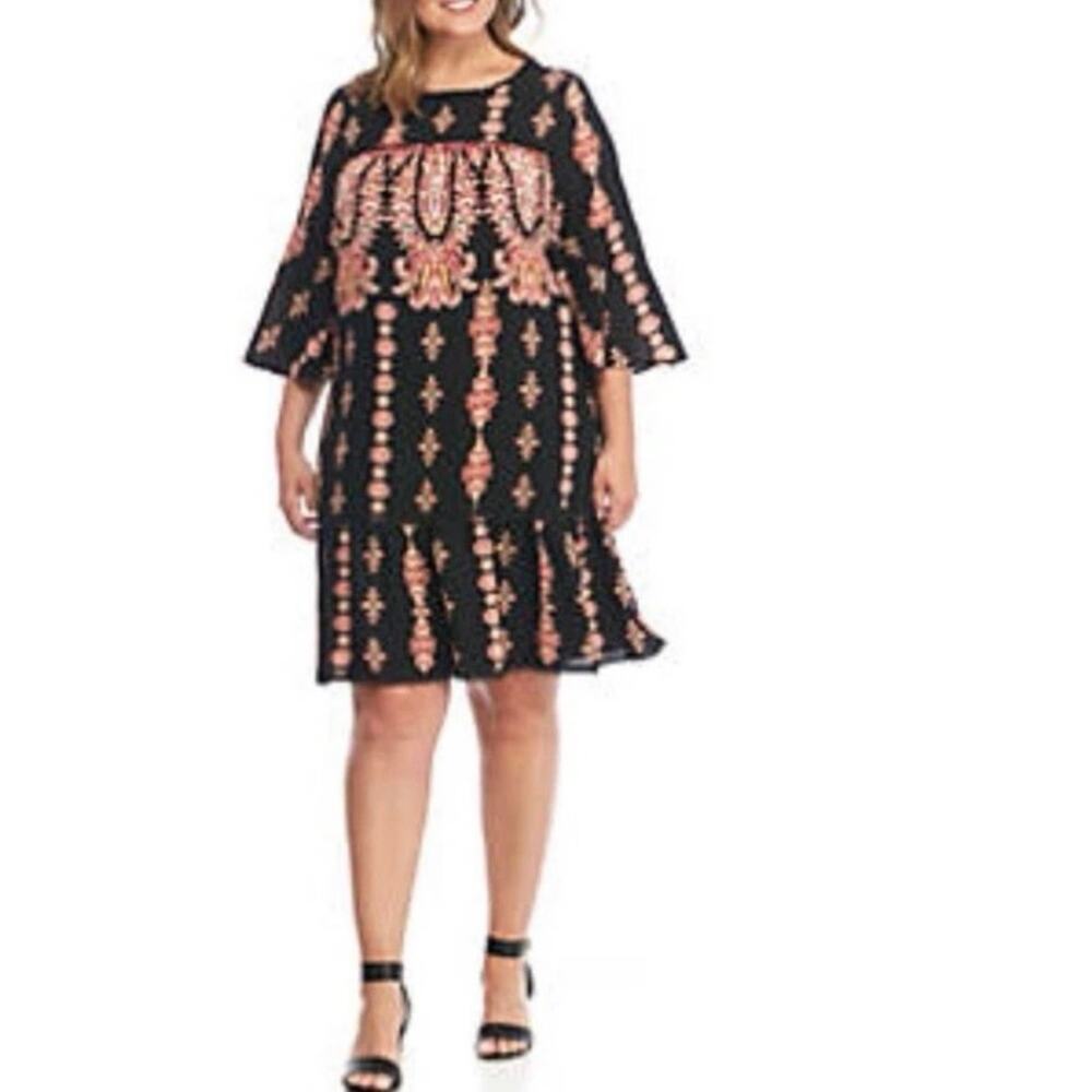 Luxology Black Plus Size Bell Sleeve Printed Shift Dress Women’s Size 18W Lux